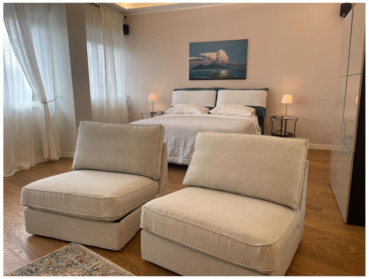 Aurelia'S Suite Napoli Exteriör bild