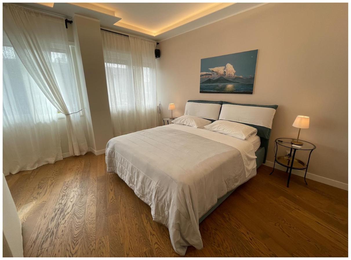 Aurelia'S Suite Napoli Exteriör bild